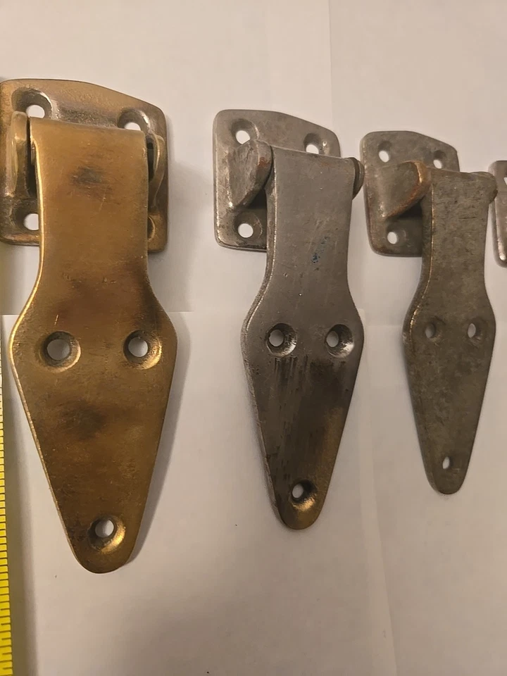 Juego de 4 bisagras antiguas de latón macizo para caja de hielo de 5" Foto 4 de 4