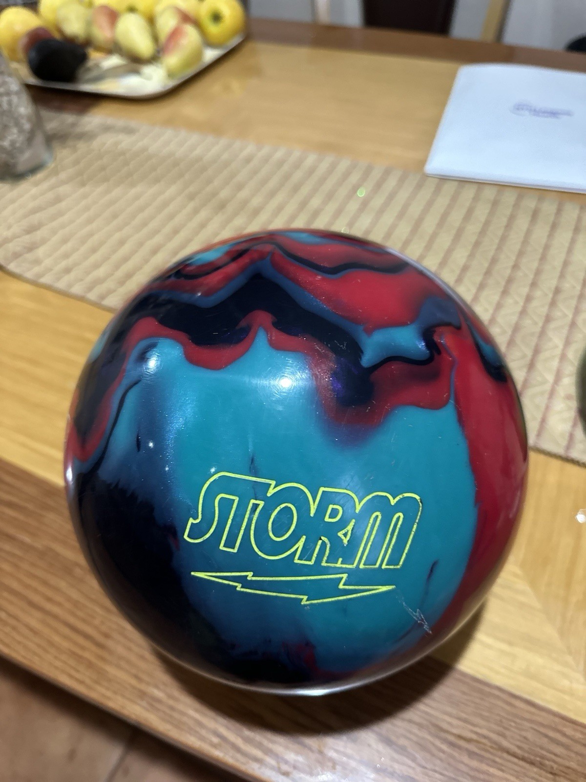 Storm identity bowling ball 15 pounds - Single drill. Less T