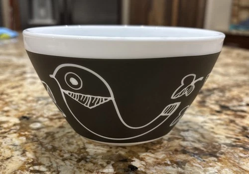 Vintage Charm Bowl Inspired Pyrex Birds Of A Feather Black White 3C 0.7L