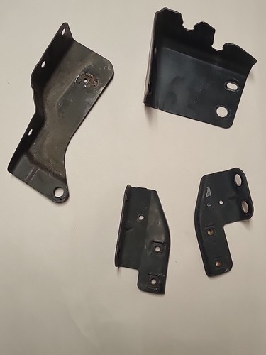 2004 Escalade Tahoe Silverado Parts Brackets Lot GMT800 GM 99-07 Brace Bracket - Picture 6 of 6