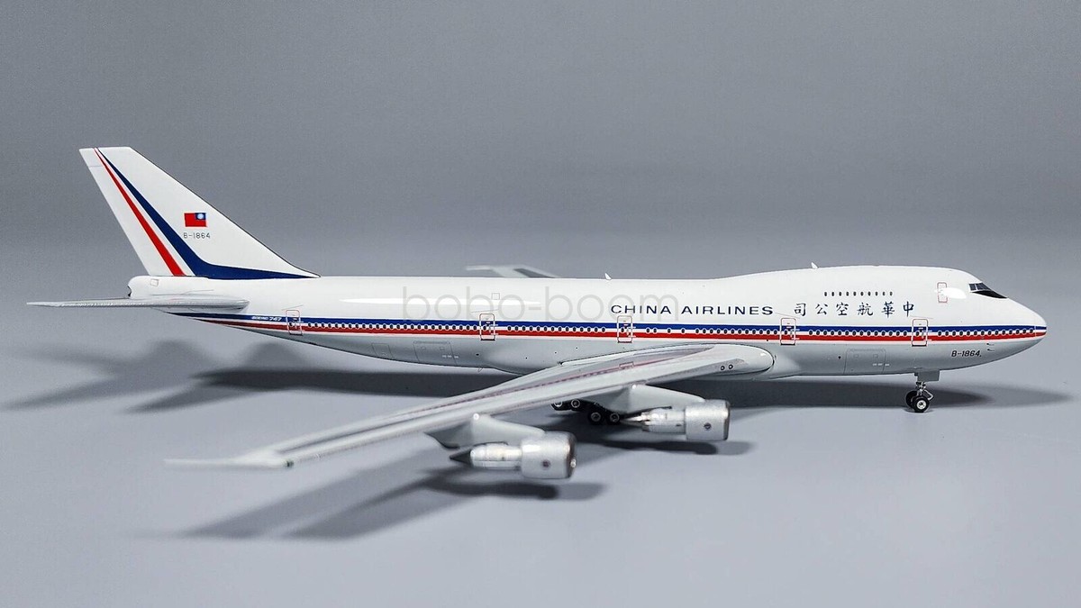 1:400 Scale Phoenix China Airlines for Boeing B747-200 B