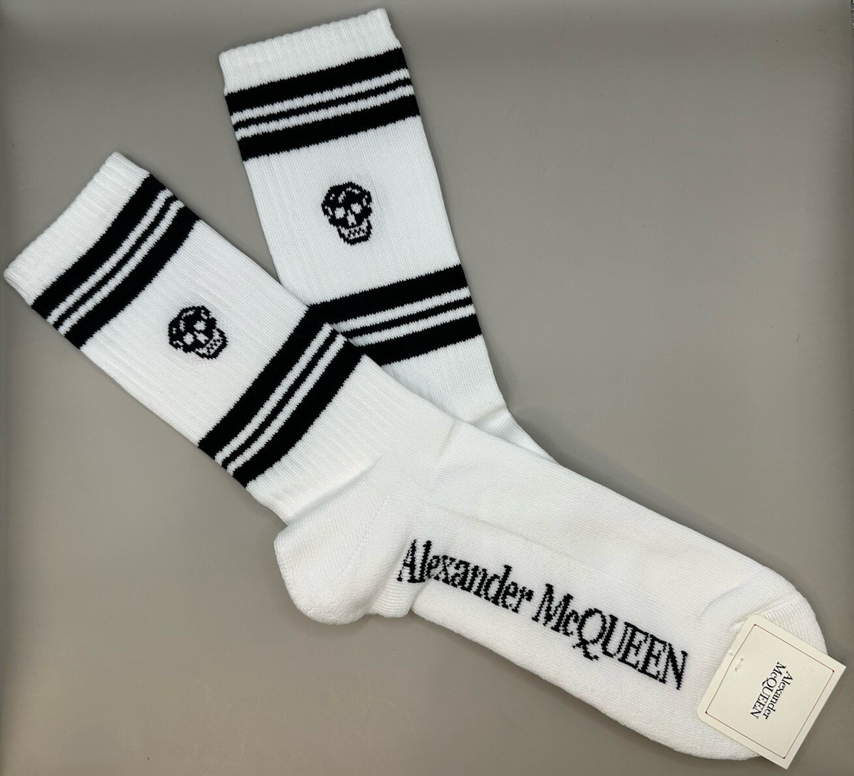 【送料&関税込】Alexander McQueen Stripe Skull Sports Socks s-l1200.jpg