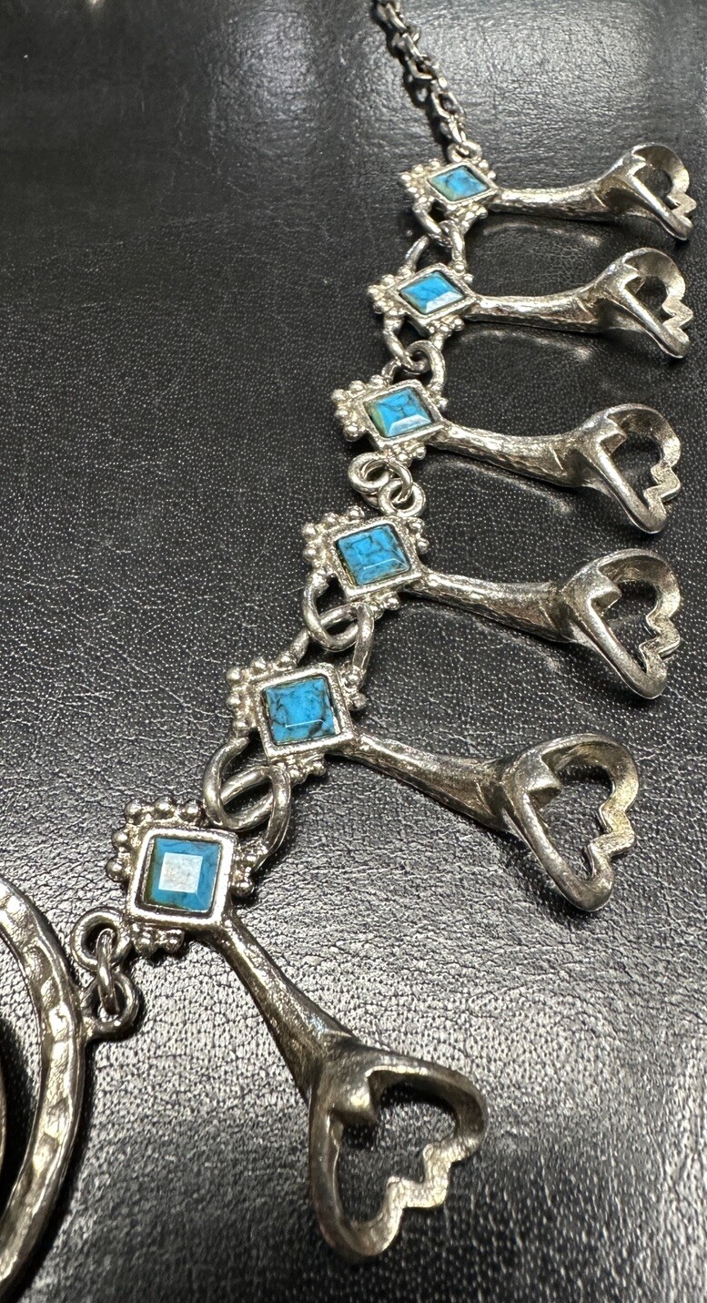 Picture 3 of 13