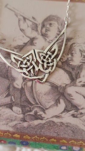 SILVER PENDANT ,WOLF DESIGN, ON SILVER CHAIN . - Picture 2 of 6