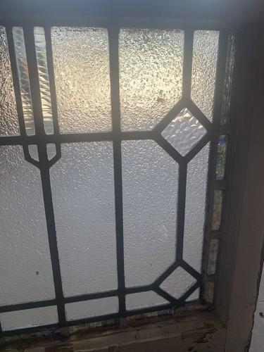 ~ SMALL ANTIQUE STAINED GLASS WINDOW ~ 22.5 x 20.5 ~ ARCHITECTURAL SALVAGE - Picture 11 of 11