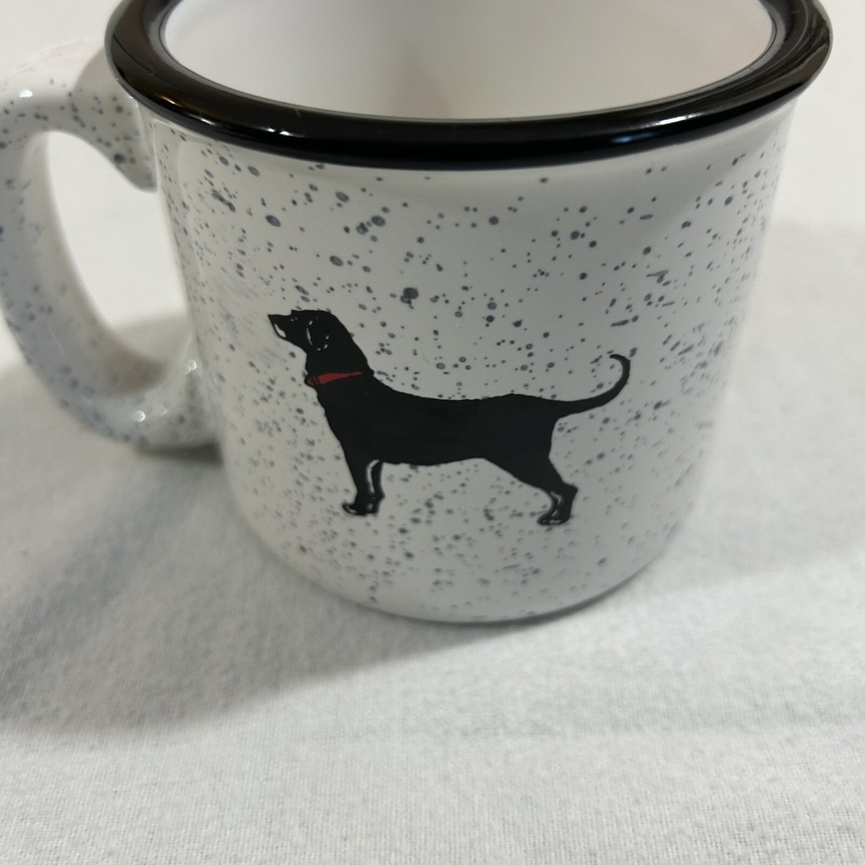 THE BLACK DOG MARTHA'S VINEYARD MASSACHUSETTS HEAVY WHITE SPECKLED MUG