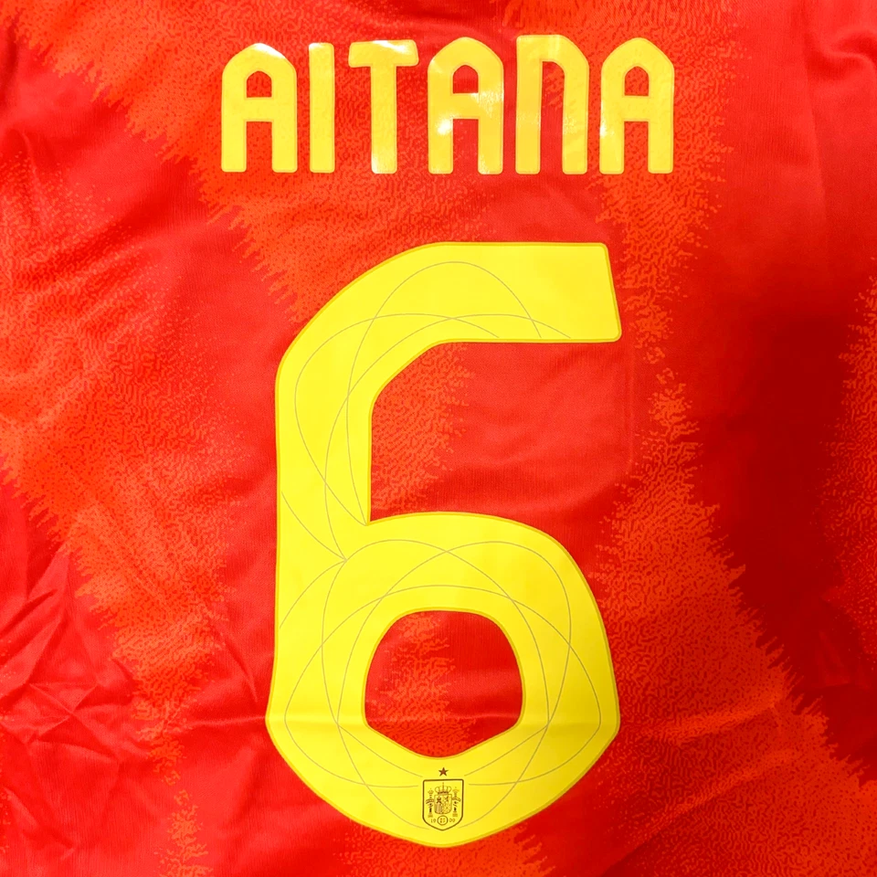 2025 Spain Aitana Bonmati #6 World Cup Home Version Jersey - Women's Small/S - Image 3 of 4