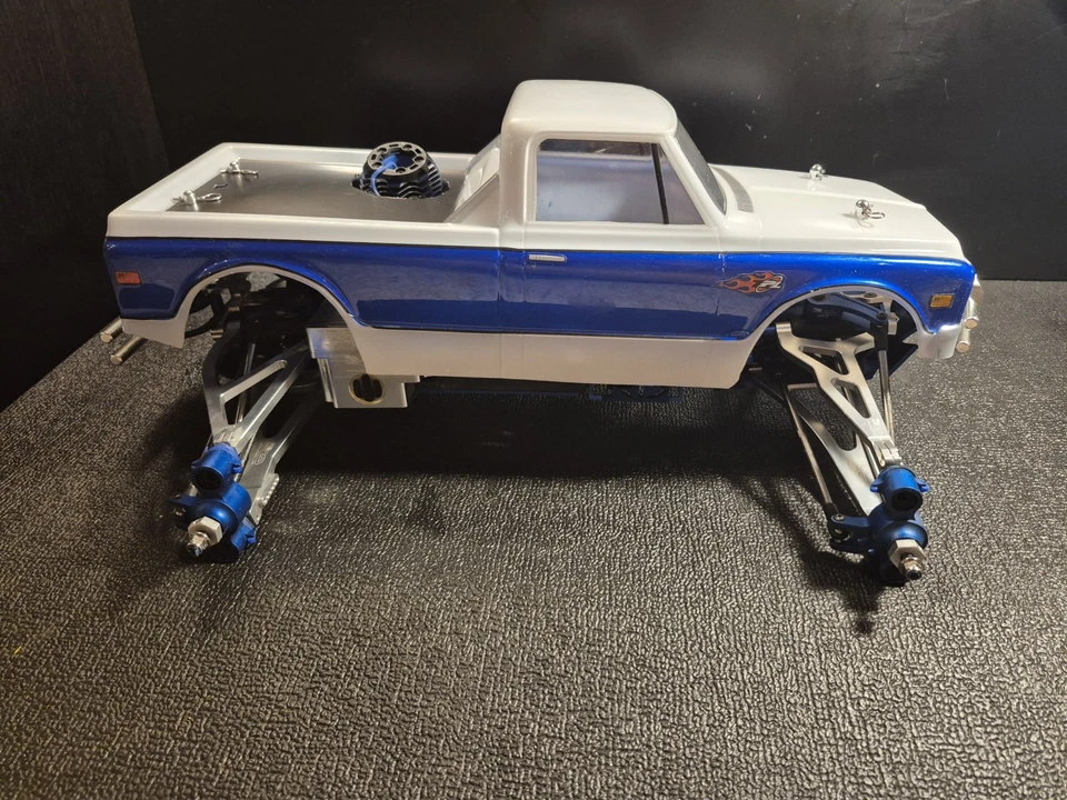 TRAXXAS REVO RD LOGICS SHOW TRUCK ALL ALUMINUM NITRO 3.3 SHELF QUEEN 1/8 1/10 - Image 3 of 4