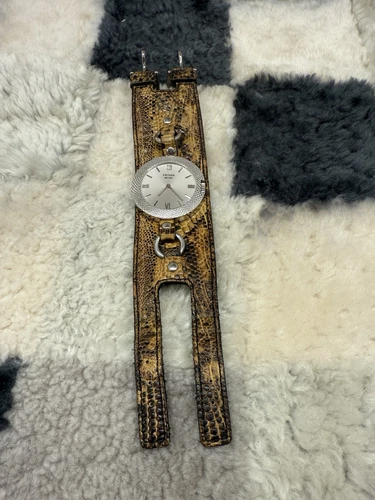 OROLOGIO VINTAGE PRADA MILANO SWISS MADE FUNZIONANTE BUONO UNISEX ADULTI.