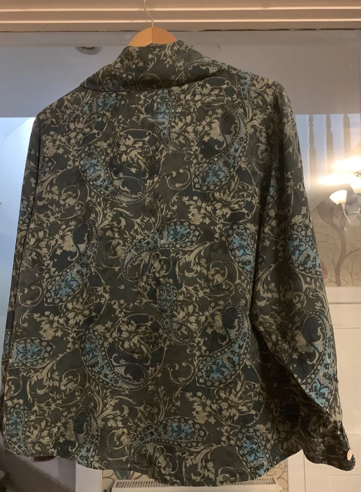 James Meade Green Paisley Pattern Print 100% Silk Shirt Size 14 - Image 2 of 4