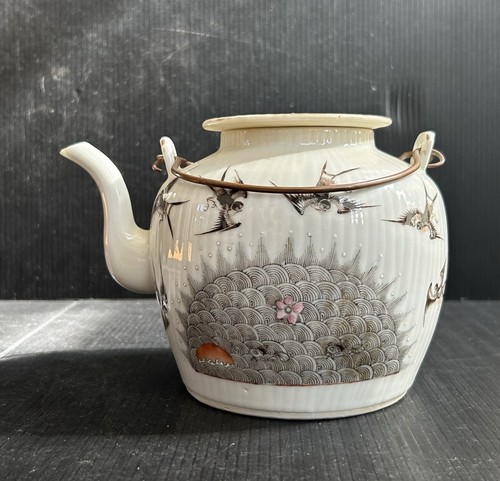 Antike 19. Jh. chinesische Familien Rose Porzellan Teekanne Schmetterling & Vögel Dekor
