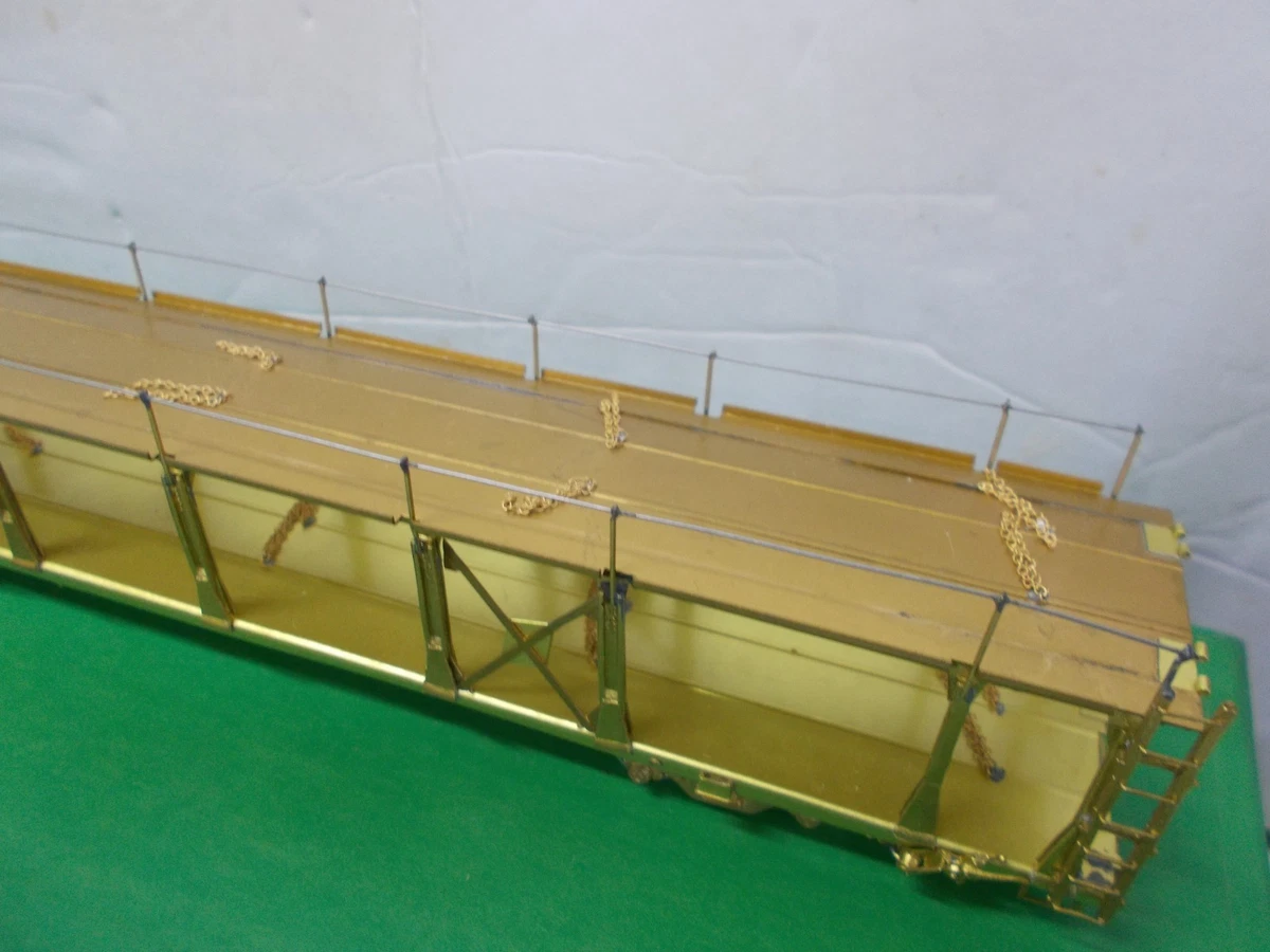 OVERLAND MODELS # 1354 ~ BRASS ~ BI-LEVEL AUTO RACK CAR - OPEN TYPE~ HO SCALE
