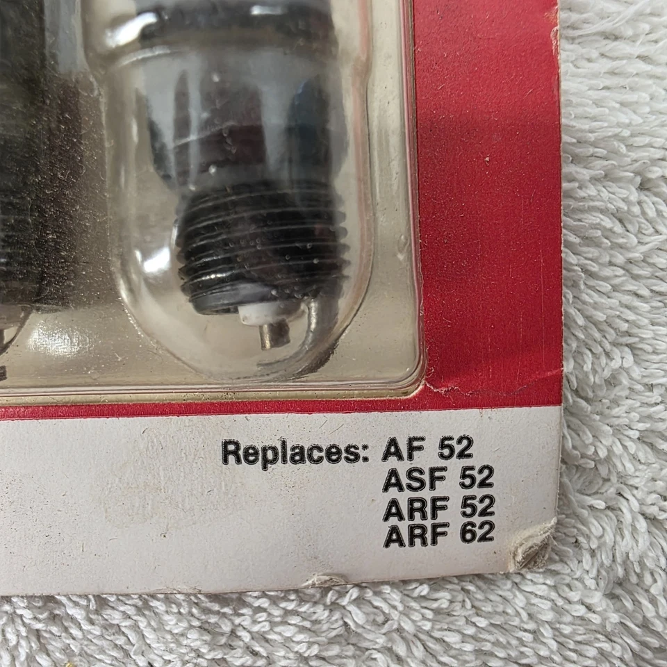 New Set of 8 Spark Plugs Motorcraft SP-425 ASF52C, ASF52CF4 Copper OEM Ford 825 - Image 4 of 4