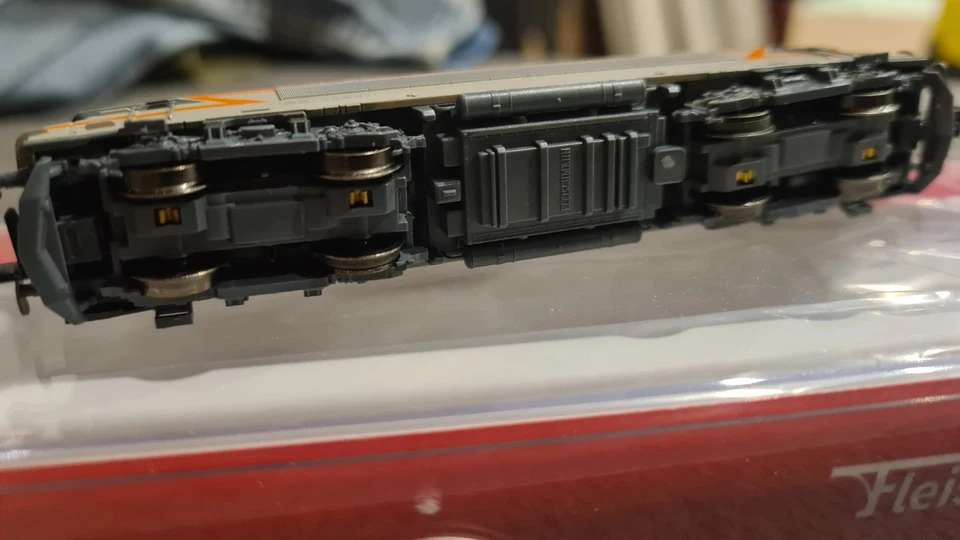 Fleischmann BB 22241 sncf neuve. idem Minitrix, Roco, Arnold - Photo 4/4