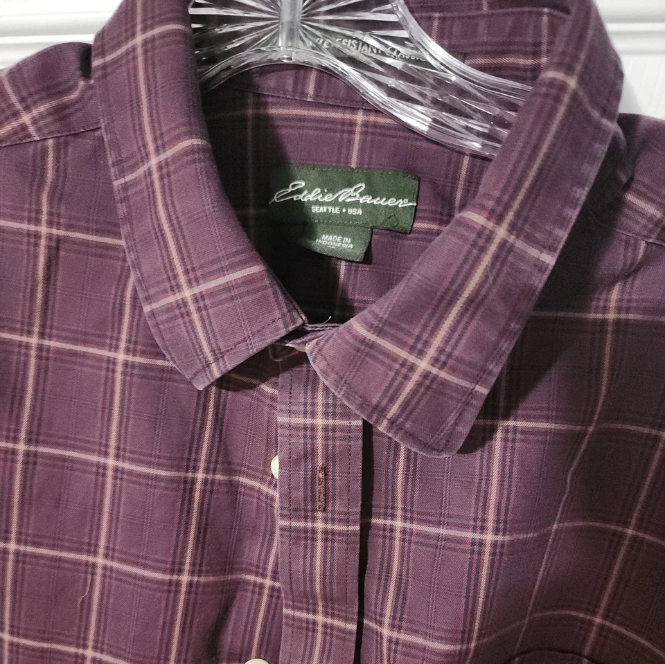 Camisa Eddie Bauer XL Púrpura Oscuro Resistente a las Arrugas Vestido Oxford Abotonada Foto 2 de 4