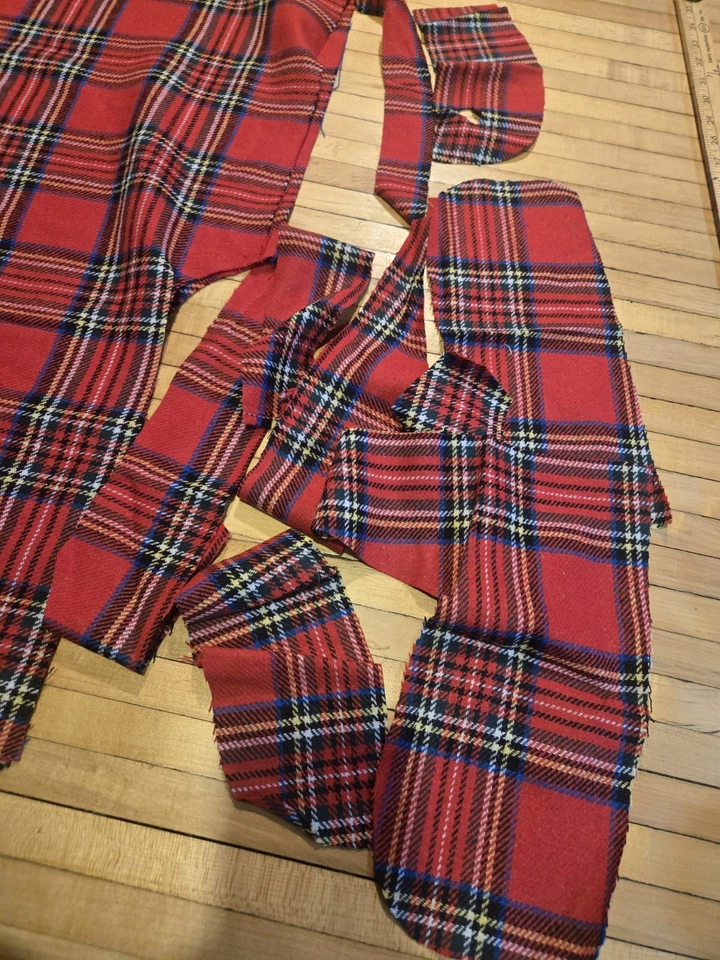100% Wool Plaid Tartan Fabric Scraps Red Blue Green Yellow Blue White Black - Image 3 of 4