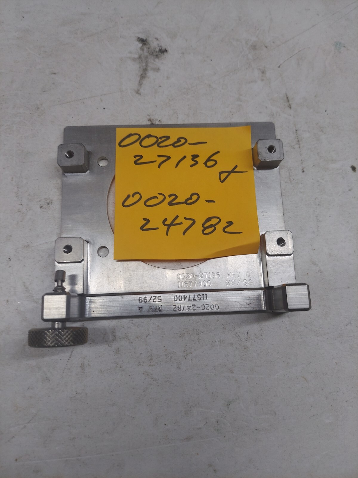 12530 AMAT 0020-27136 + 0020-24782 SUPPORT ACTUATOR SHUTTER LINKAGE MAKE OFFER