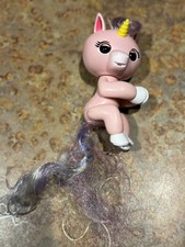 FINGERLINGS BABY UNICORN - GEMMA PINK WITH RAINBOW MANE AND TAIL WORKS