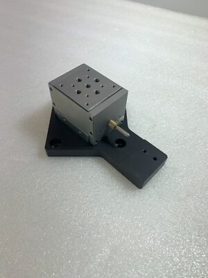 Newport M-MVN50 Linear Vertical Translation Stage & Base