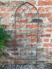 Gothic Garden Trellises Climbing Plant Wall Metal Trellis Privacy Trellis 118 cm