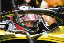 Esteban Ocon "Renault 2020" autograph signed 20x30 cm picture