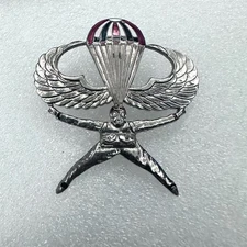 ROK ARMY Airborne Special Forces Free Fall  PIN Badge Insignia Korea #19