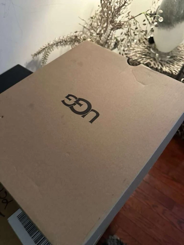 UGG женщин классические короткие II леопард печать замши шерсти с подкладкой ботинки 1138493 размер 6 - Изображение 2 из 4