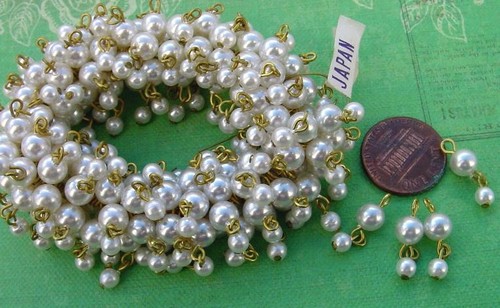 Vintage Hank Double Pearl Beads Dangling Drop Charms Japan 144 Pieces