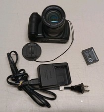 Fujifilm FinePix HS30 EXR 16.0MP BB24486-100 Digital Camera AS IS  