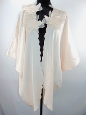 Vtg NATORI Embroidered Pale Pink Short Open Front Robe Topper Jacket Duster M/L