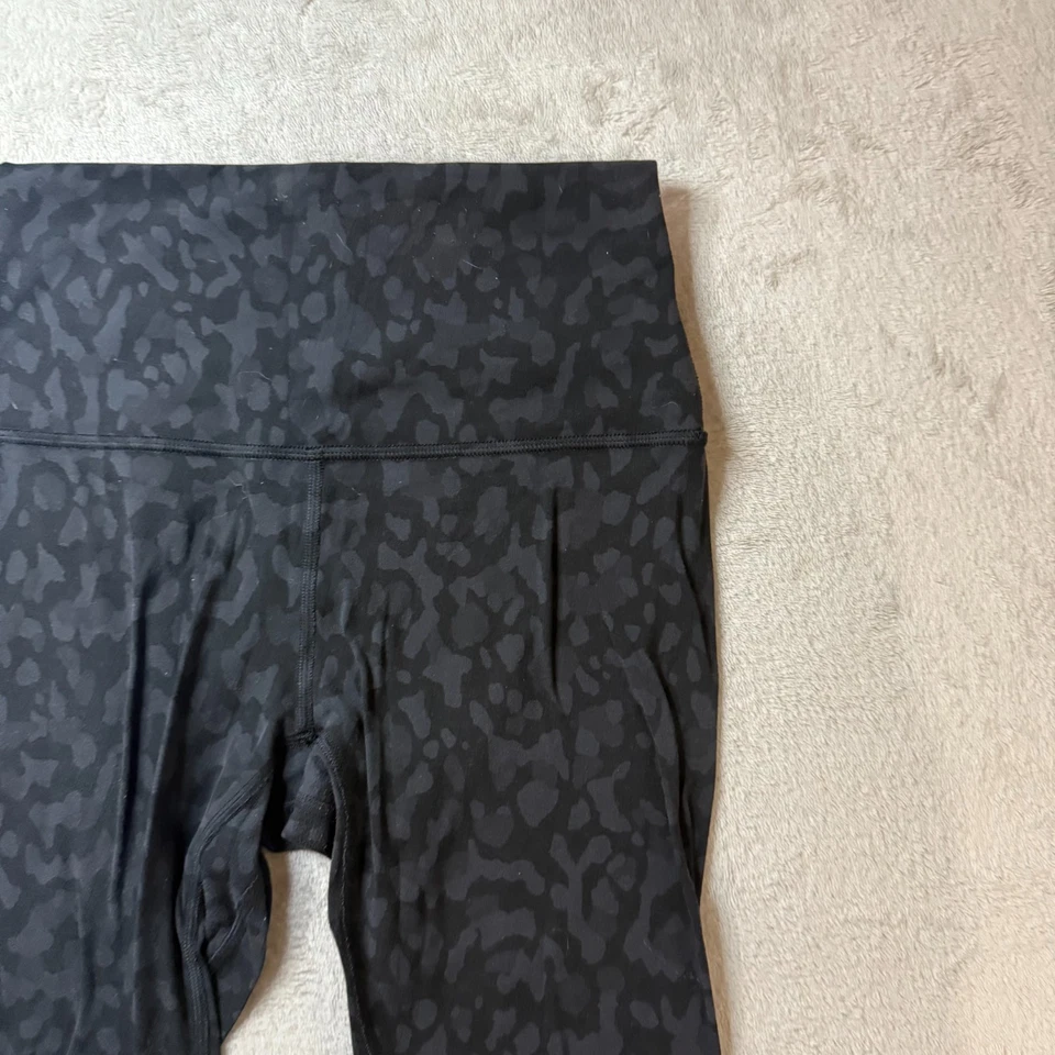 Lululemon Align Leggings Women's Size 4 Wild Thing Camo Deep Coal Multi Yoga - Image 3 of 4