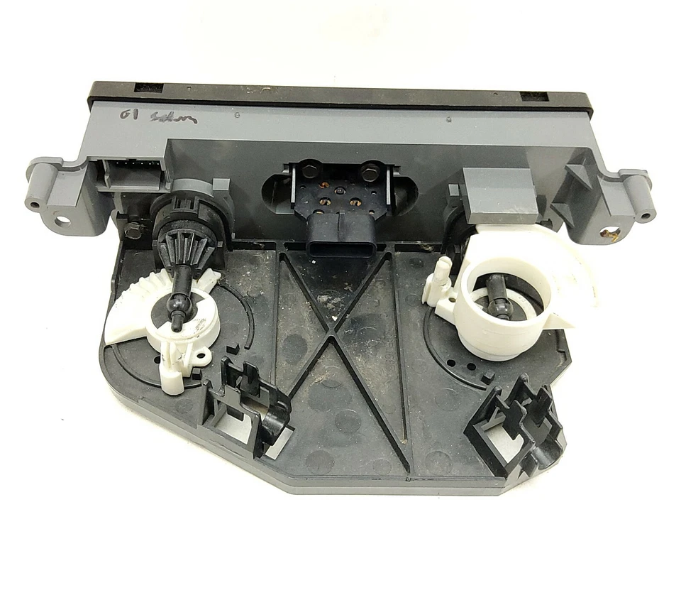 00-02 Saturn SC1 SC2 SL1 SL2 Dash Mount HVAC AC Heater Control 21031429 - Image 2 of 4