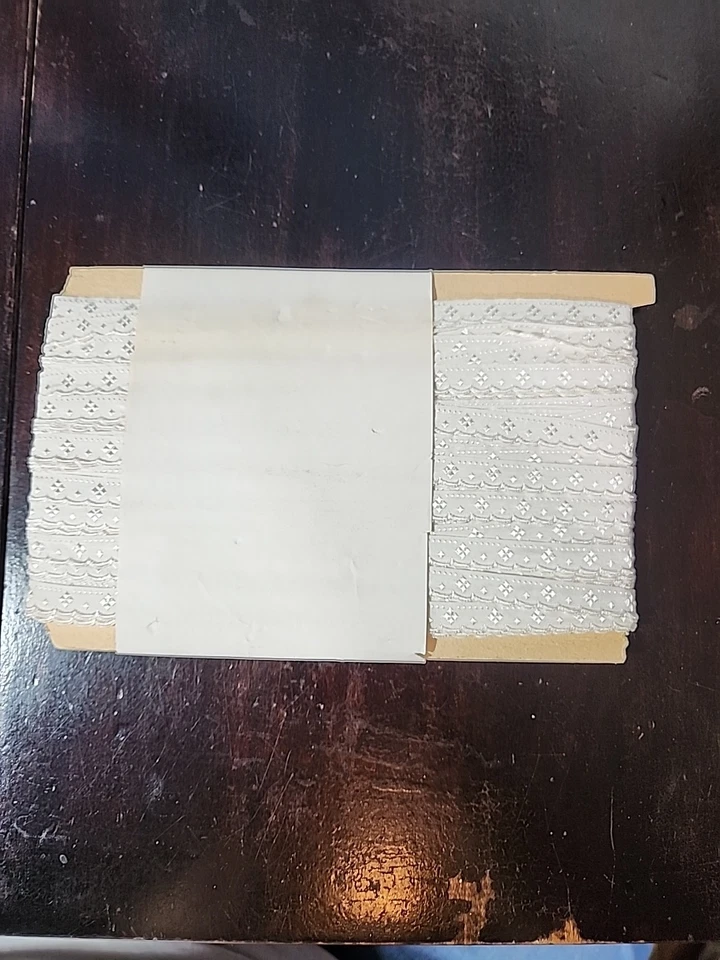 Borde blanco de algodón alemán vintage 1/4” de ancho x 36 yardas nuevo stock antiguo perno costura Foto 4 de 4