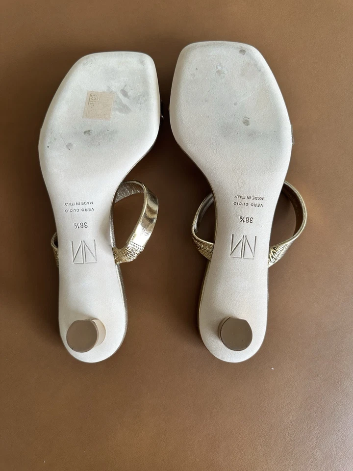 Tamara Mellon Women's Absolute 40 Gold Size 38.5 - Image 3 of 4