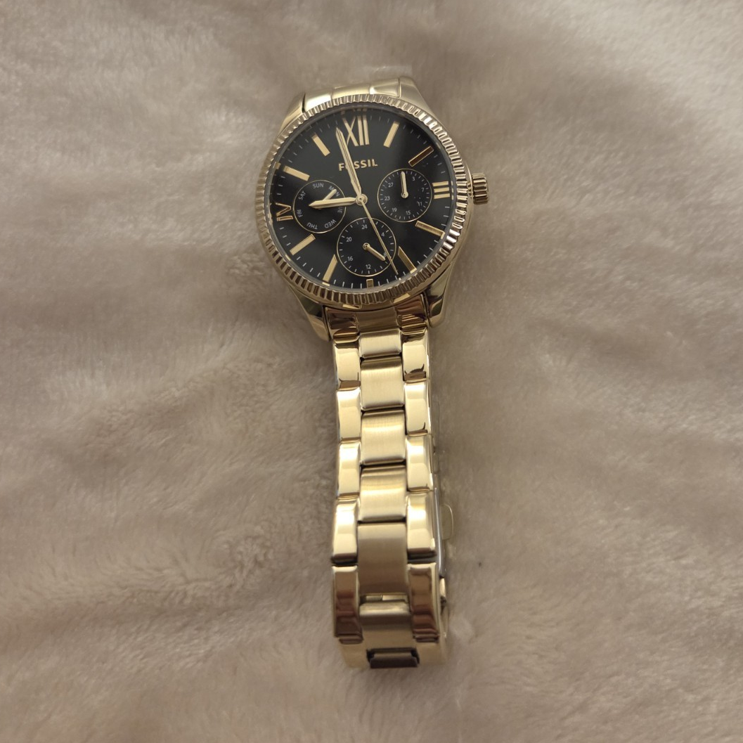 Fossil Women display picture 1