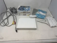 Nintendo Wii RVL-001 Home Console - White Complete + 6 Games 2 Controllers