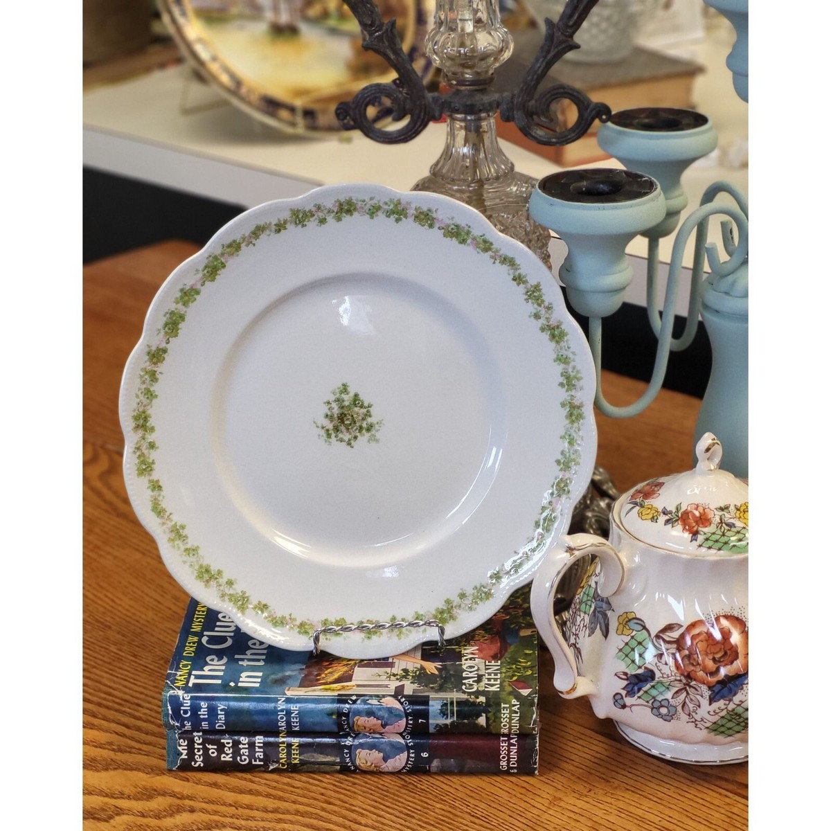 W.H. GRINDLEY グリンドレー ビンテージ プレート Vintage W.H. Grindley & Co. Plate with Daisy Pattern