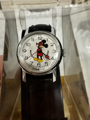 Vintage Walt Disney Productions Mickey Mouse Watch by Bradley Time New In Box - Picture 8 of 10