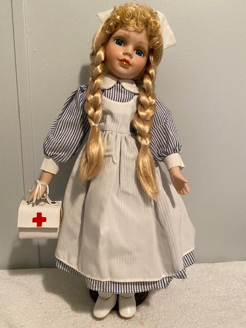 Helen Gibbs Limited Edition Nurse doll with certificate-1715 of