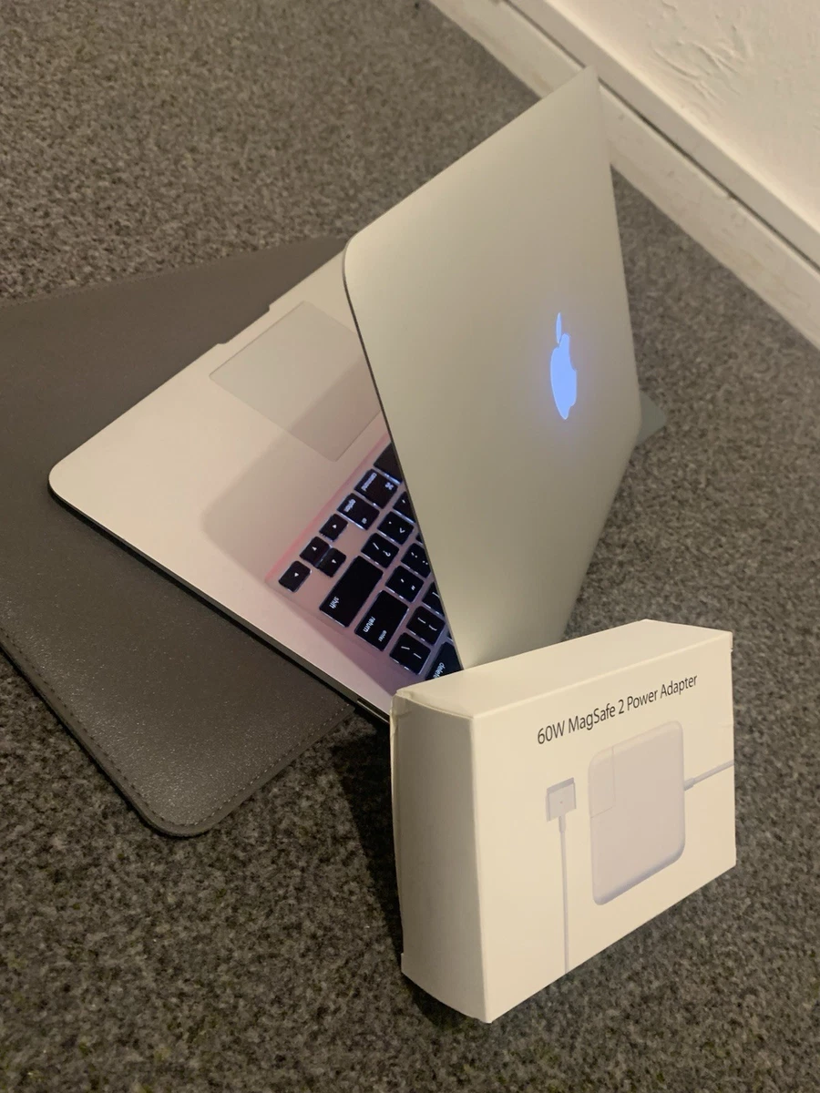 Apple MacBook Air Intel Core i5 1st Gen. Apple Laptops for sale MacBook Air MC968J/A Corei5 2GB SSD 64GB 11インチ mid2011