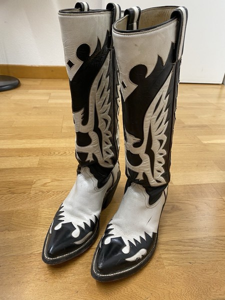 Vintage Cowboy Boots Thunderbird by San Luis Bootmaker Hand Made in Mexico.