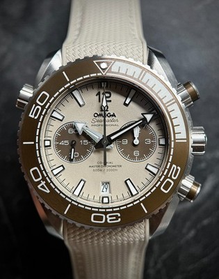 Omega Seamaster Planet Ocean 600M Chronograph   Ref. 215.32.46.51.09.001