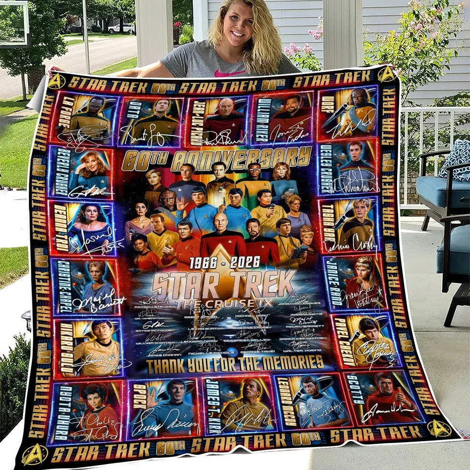 Retro Fan Cozy Throw