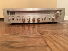VINTAGE AKAI - AA 1125 stereo receiver , BUILT IN AM/FM AND AUX CONNECTION