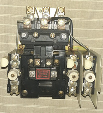 Allen-Bradley Starter Relays 709-BOD103 709-B0D103 120V/60Hz, 110V/50Hz
