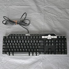 Dell SK-8135 USB Hub Wired Multimedia Keyboard Black