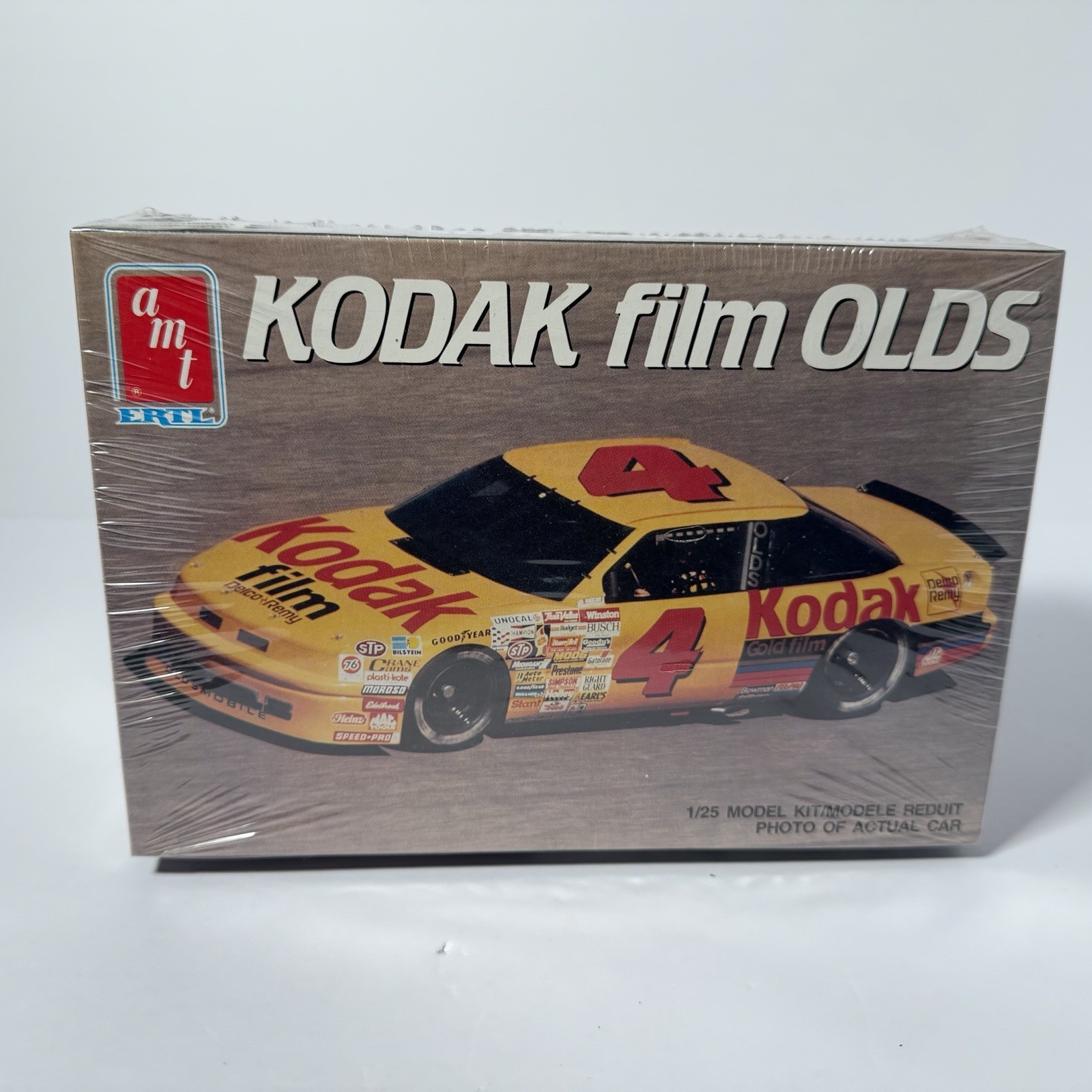1/25 #6731 1990 New Sealed