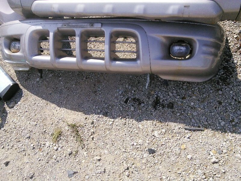 Front Bumper 4 Door Painted With Fog Lamps Fits 00-04 ISUZU RODEO 298552 - Image 2 of 4