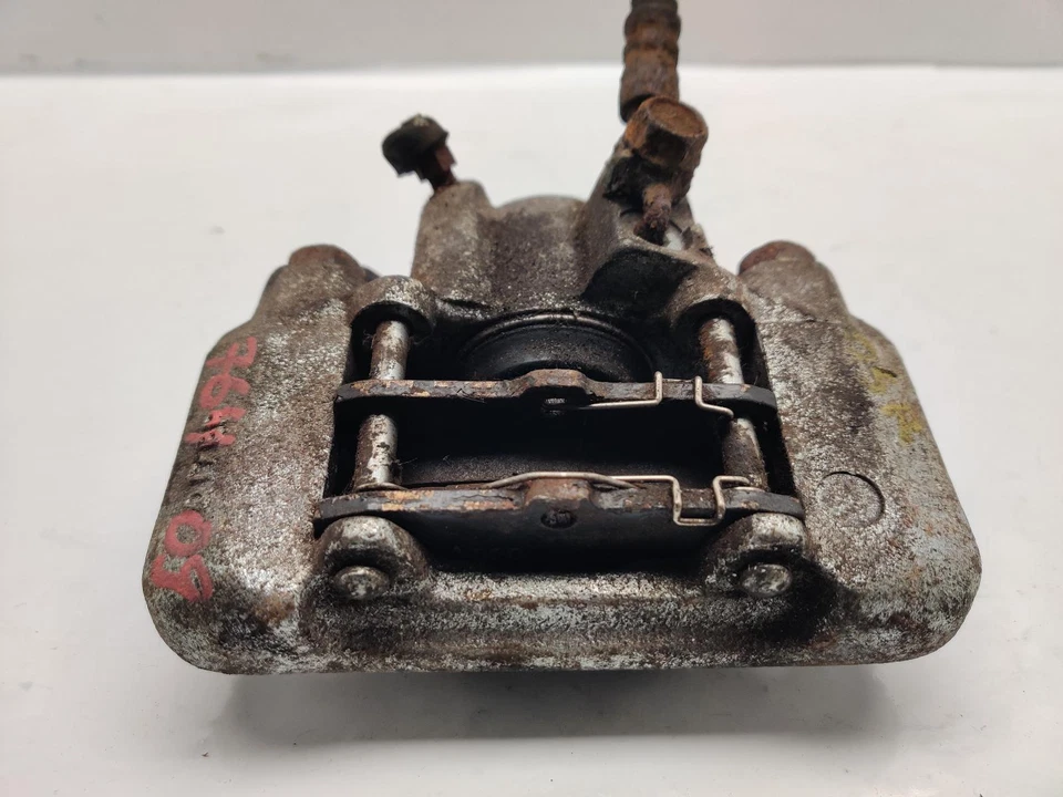 PINZA FRENO TRASERO DERECHO TOYOTA CELICA MK7 T230 1999 - 2006 76409 Foto 2 de 4