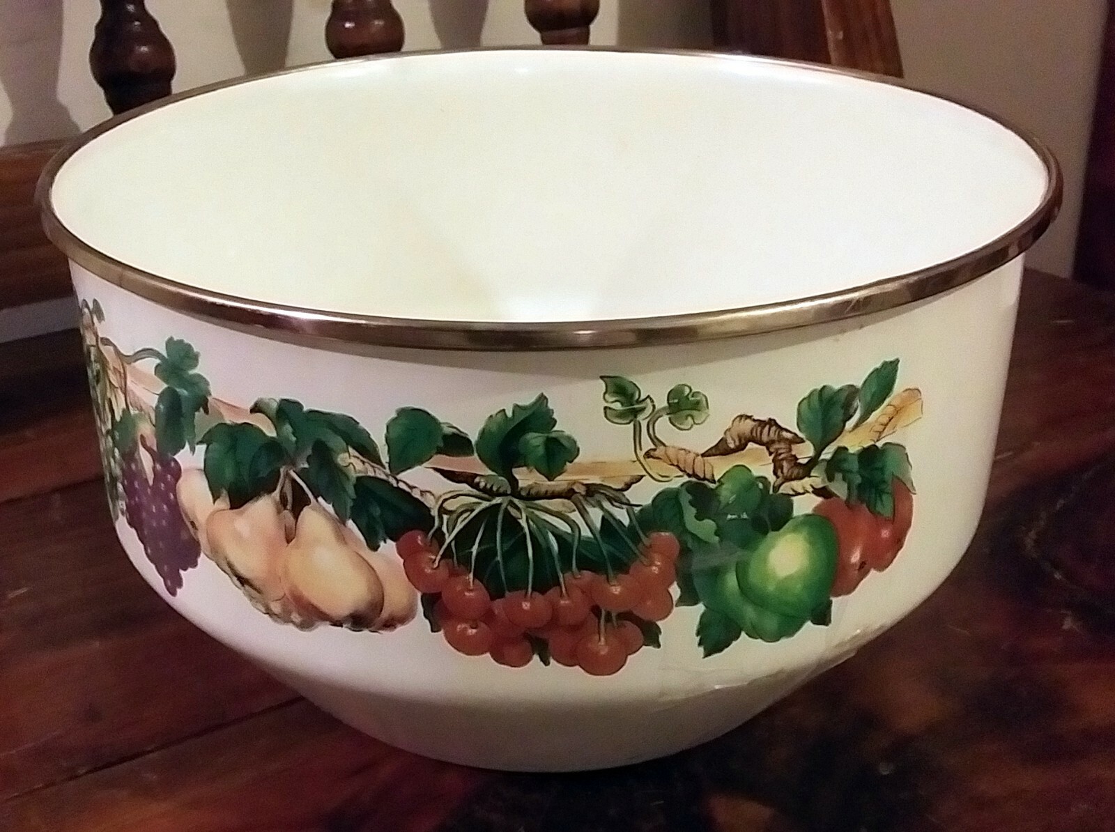 Lot of 3 Cookware Mixing Bowls Tabletops Unlimited Vitroceramic, Grapes